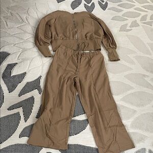 Stylish Tan Women's 2 piece set